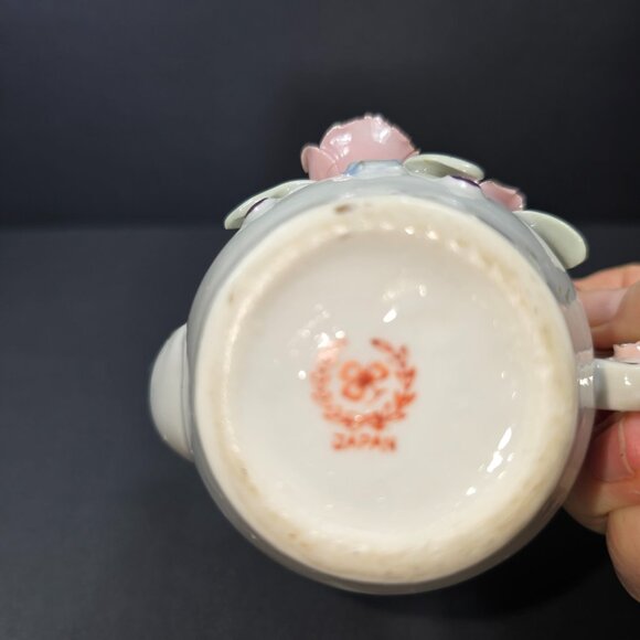 VTG Porcelain French Teapot Vase Floral Figurine Capodimonte Style - Picture 6 of 8